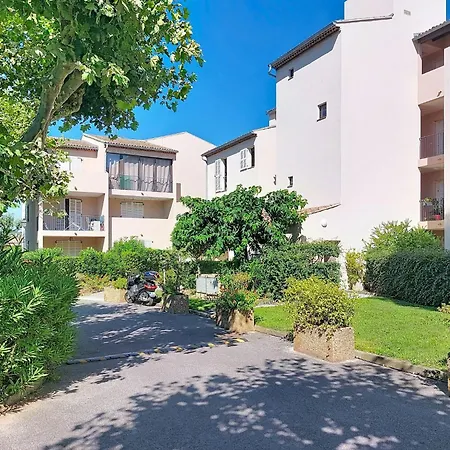 아파트 Le Luberon By Interhome *
