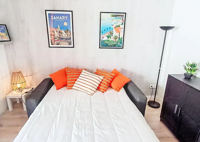 Le Luberon Loisirs By Interhome شقة *