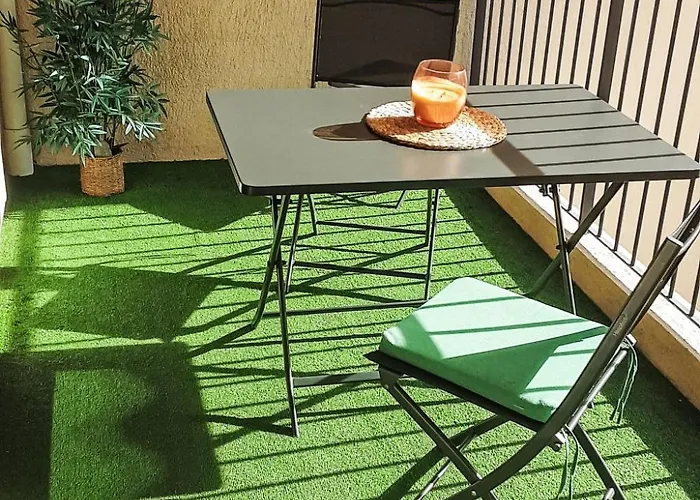 아파트 Le Luberon Loisirs By Interhome